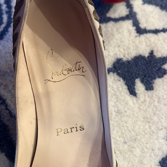 Christian Louboutin Nude - Picture 7 of 9